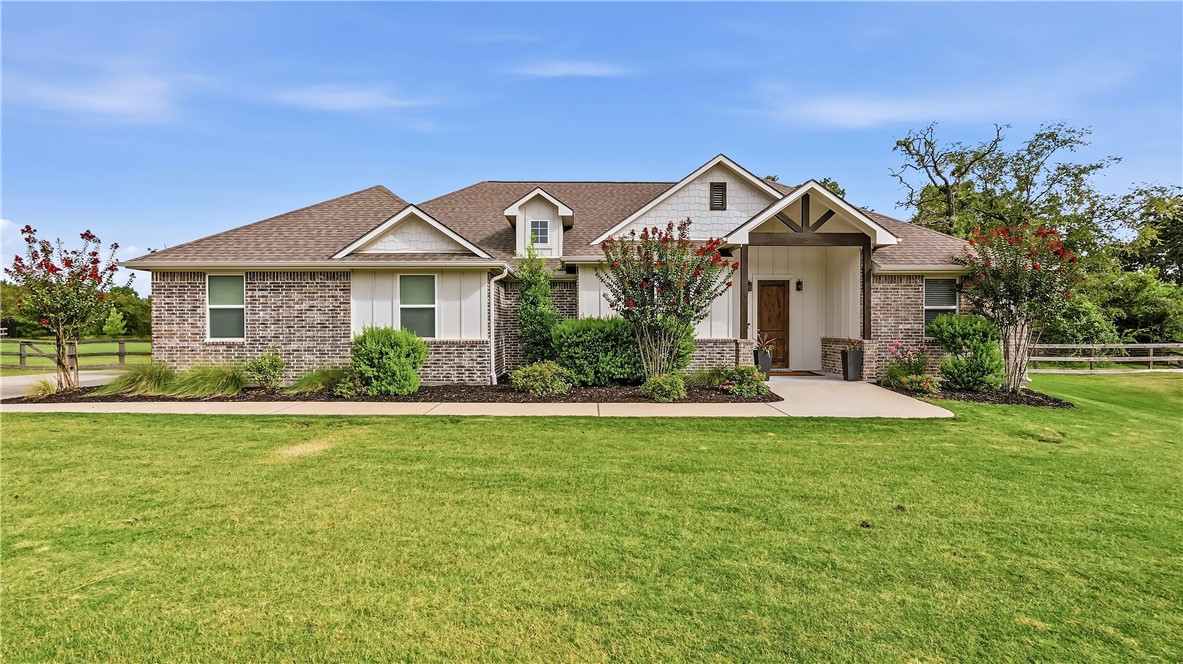 Laura Lea Smith, Lead Realtor of The Life on The Brazos Group in College Station, TX (3)