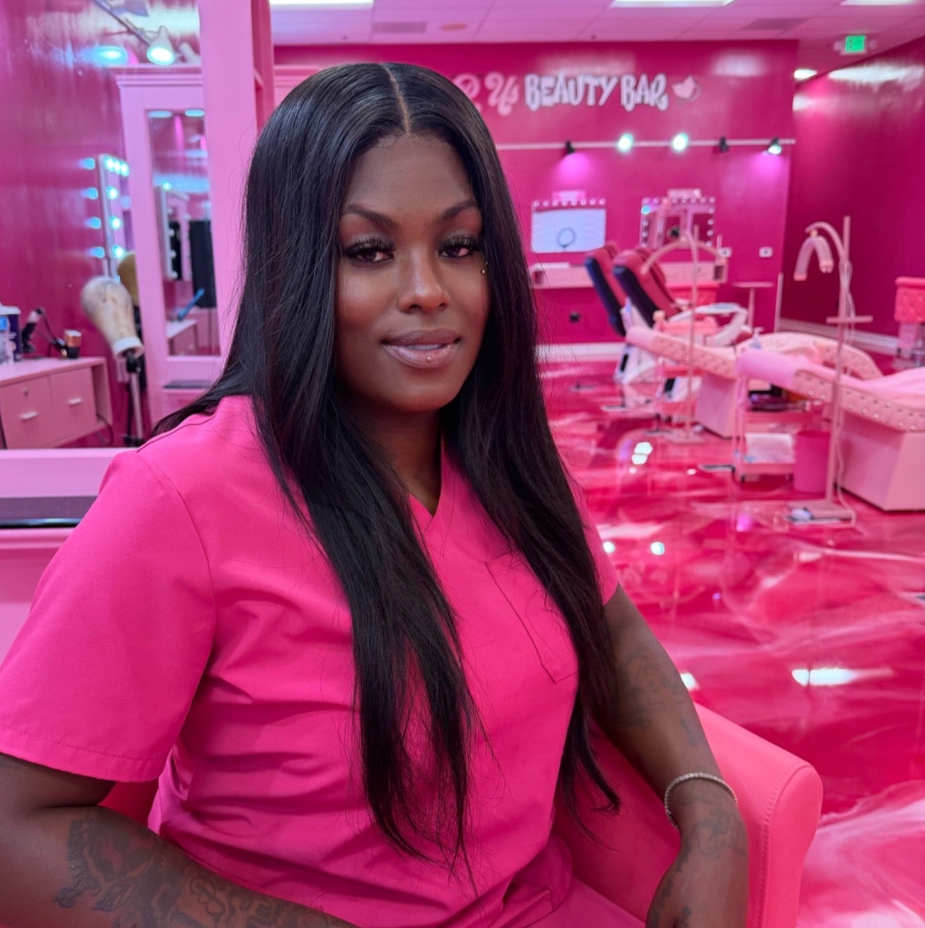 Baddies “R” Us Beauty Bar in Sacramento, CA (3)