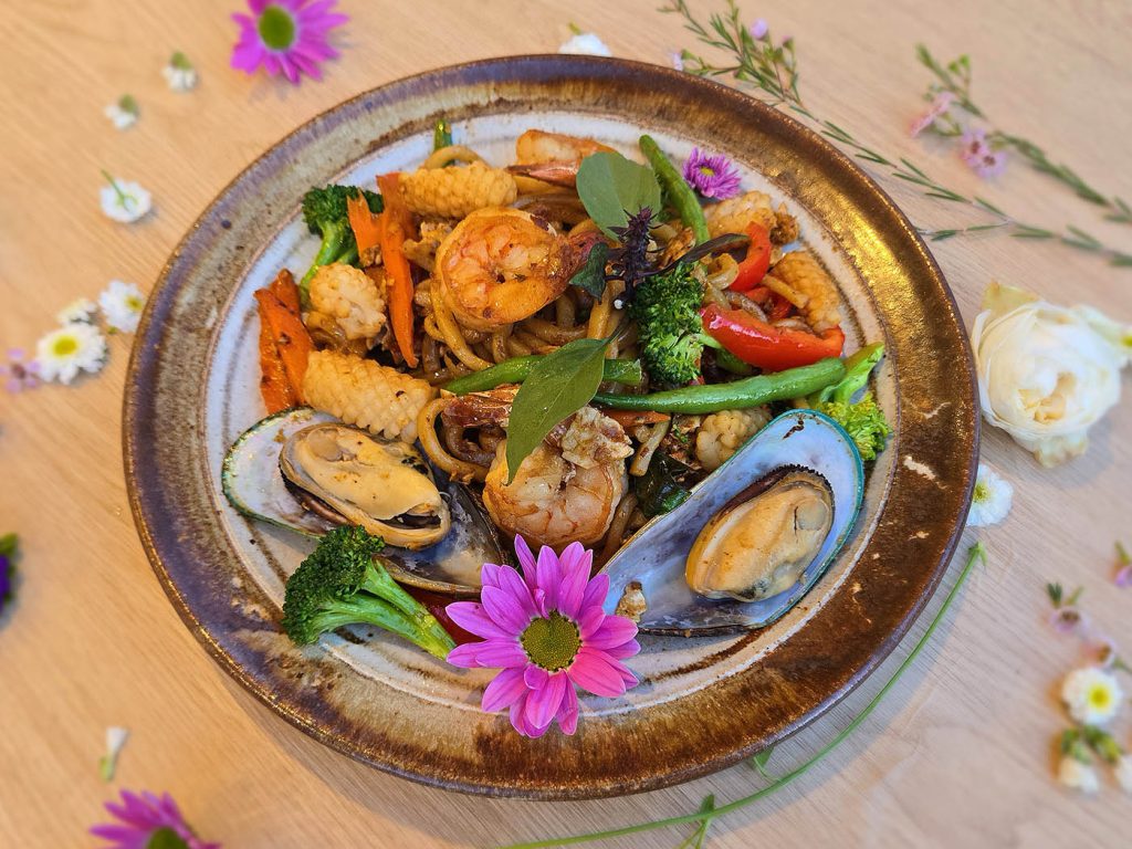 Nua Thai Cuisine in Roseville, CA (4)