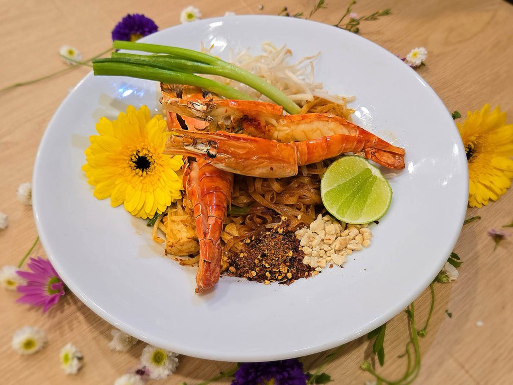 Nua Thai Cuisine in Roseville, CA (6)