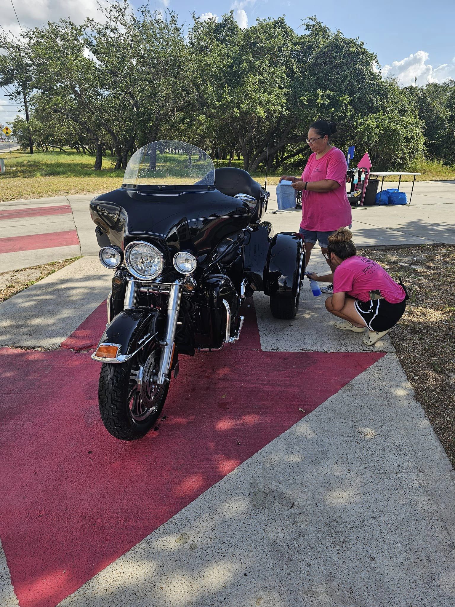 Flamingo Cove Carwash in Rockport, TX