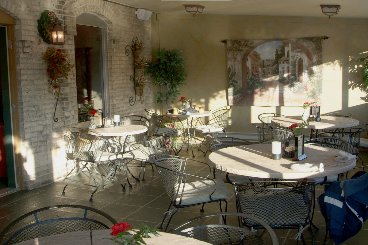 Caffé Tlazo in Algoma, WI (2)