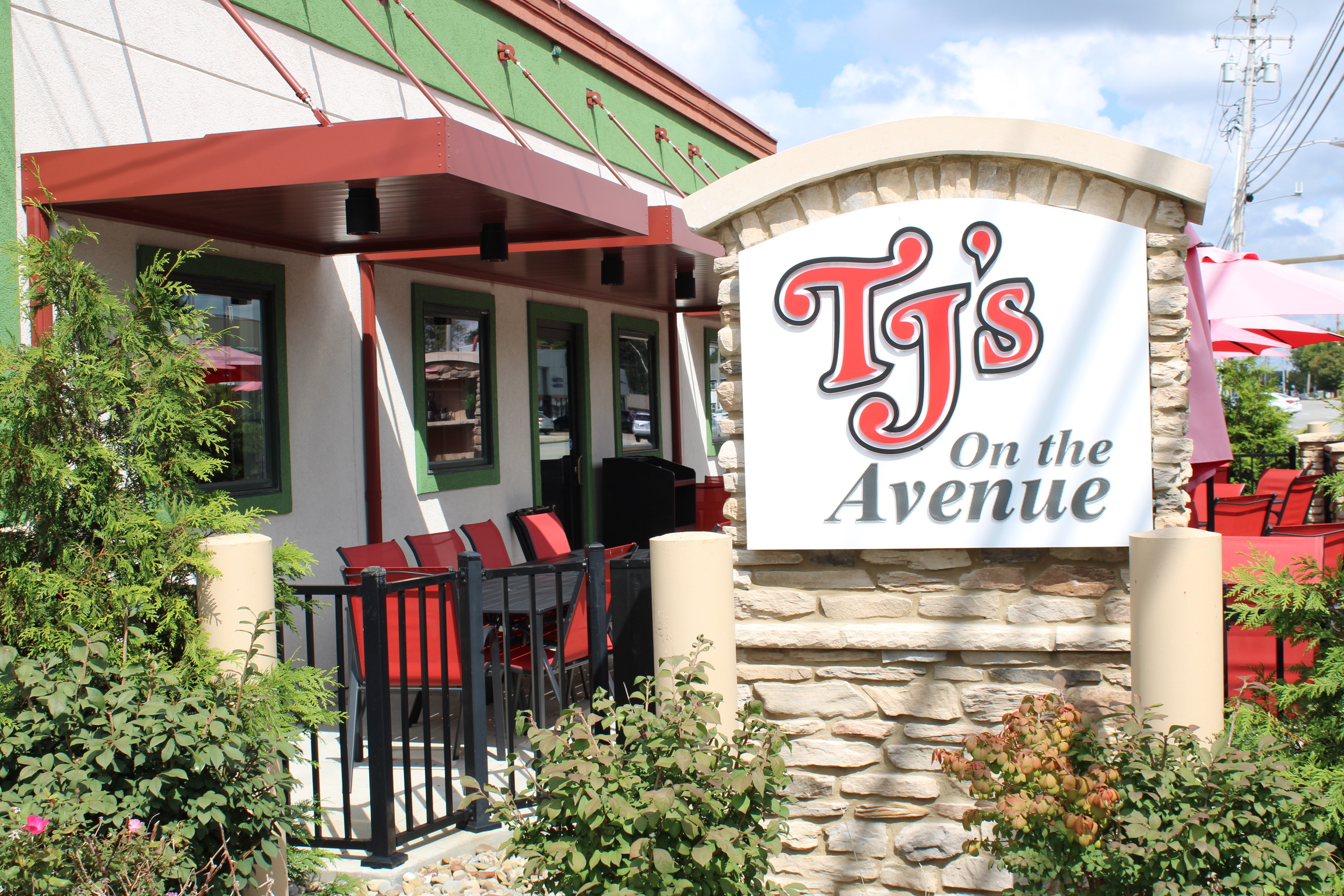TJ's On The Avenue in Mentor, OH