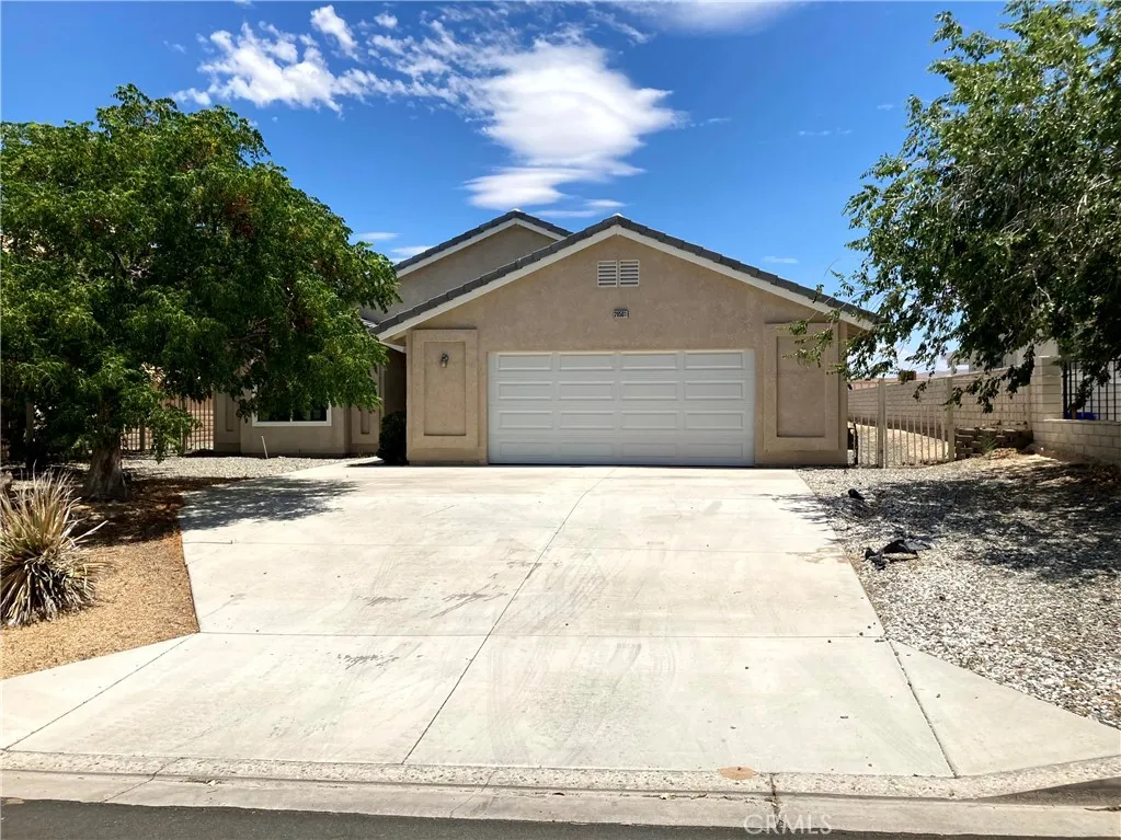 The Volsch Team/ Charlotte & Cecil Volsch in Apple Valley, CA (4)