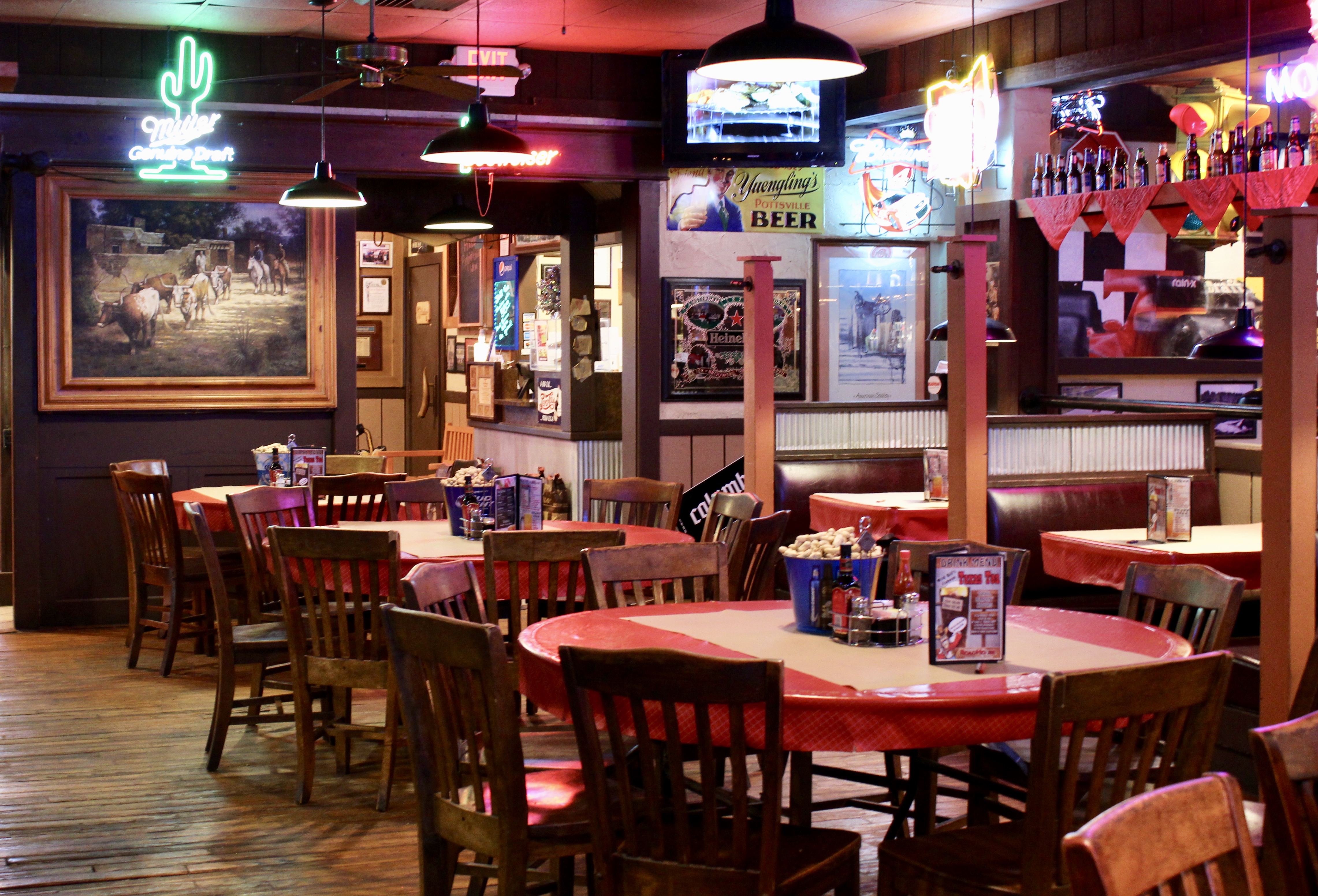 Brown Derby Road House in Ontario, OH (2)
