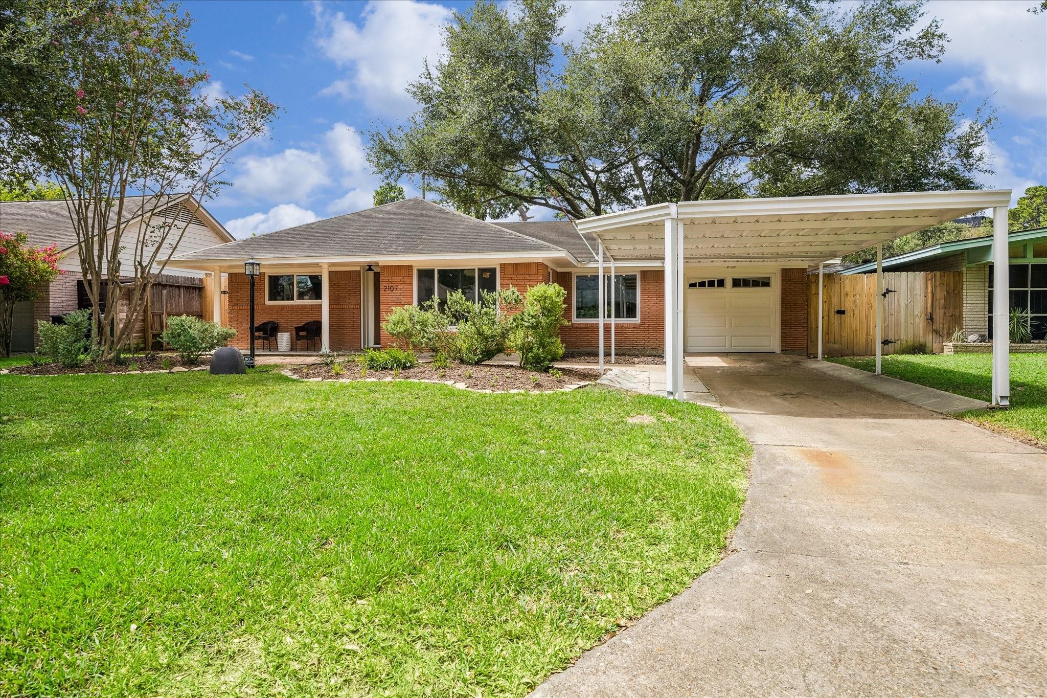CB Realty Team in Houston, TX