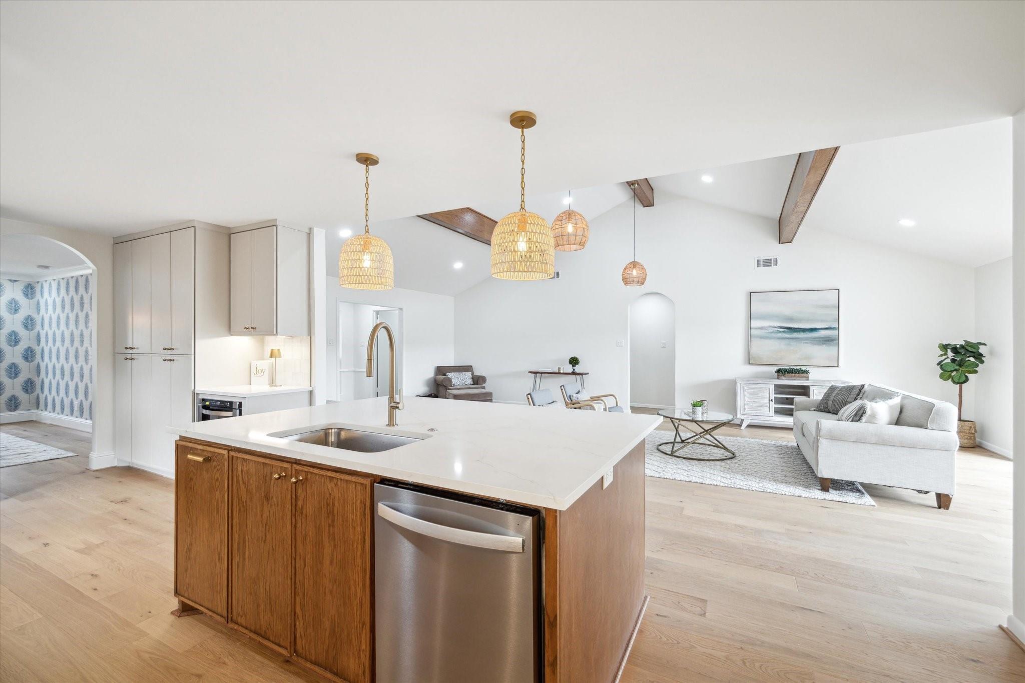 CB Realty Team in Houston, TX (4)