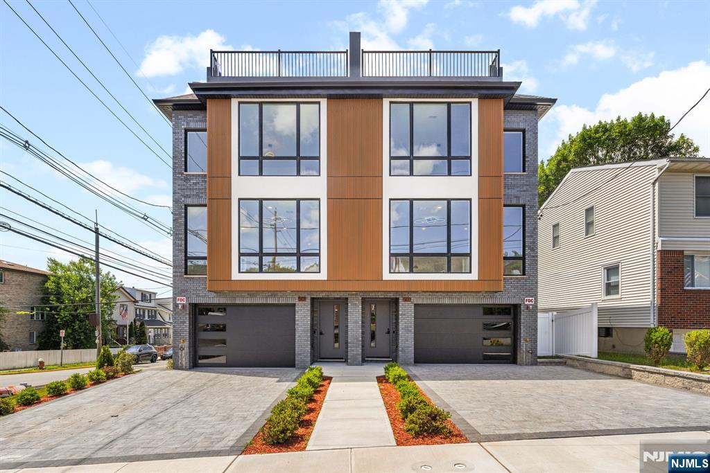 Ryan D'Errico, Calabrese Realty in Cliffside Park, NJ (4)