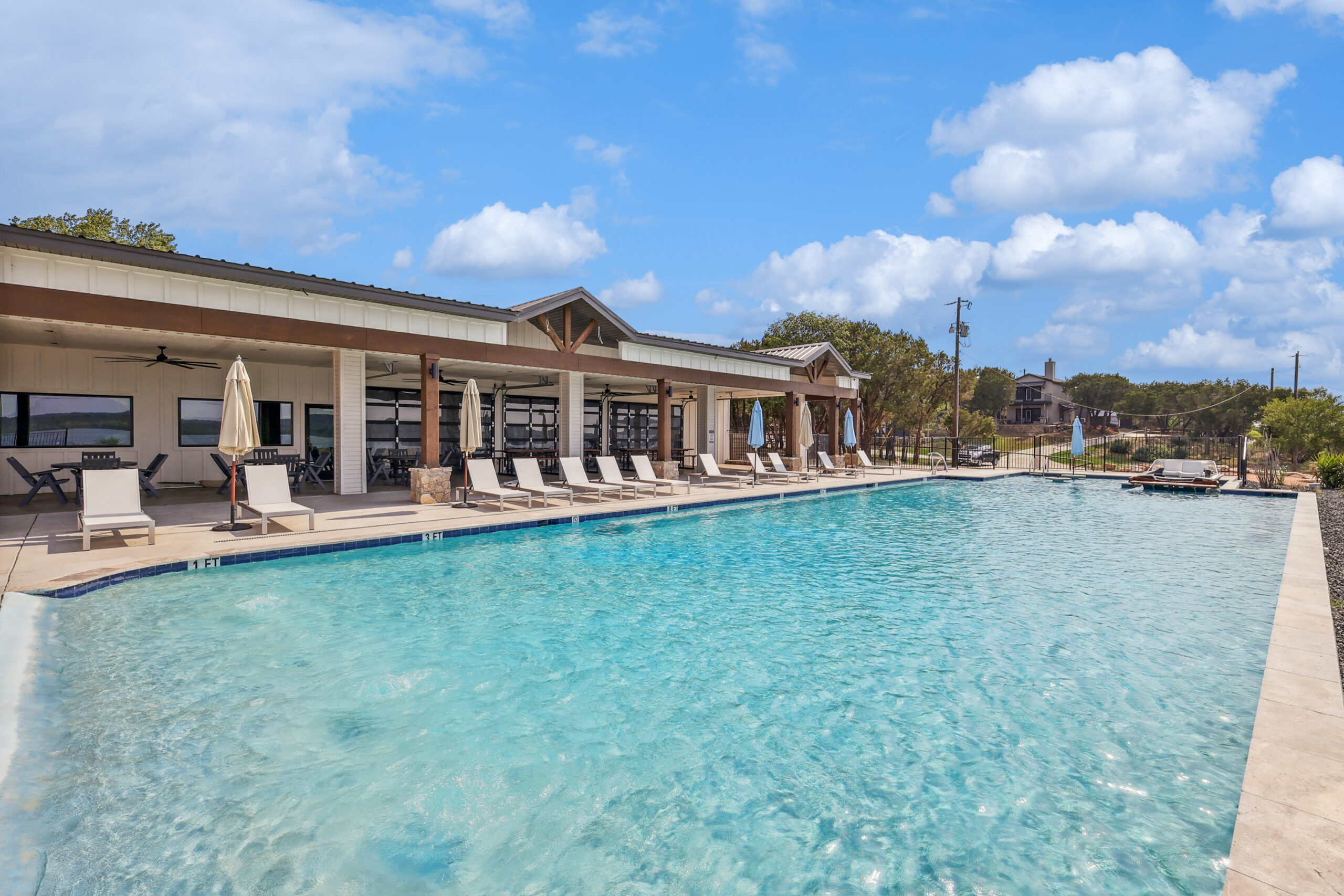 The Retreat – PK: Lake Home Sales & Rentals in Graford, TX (3)