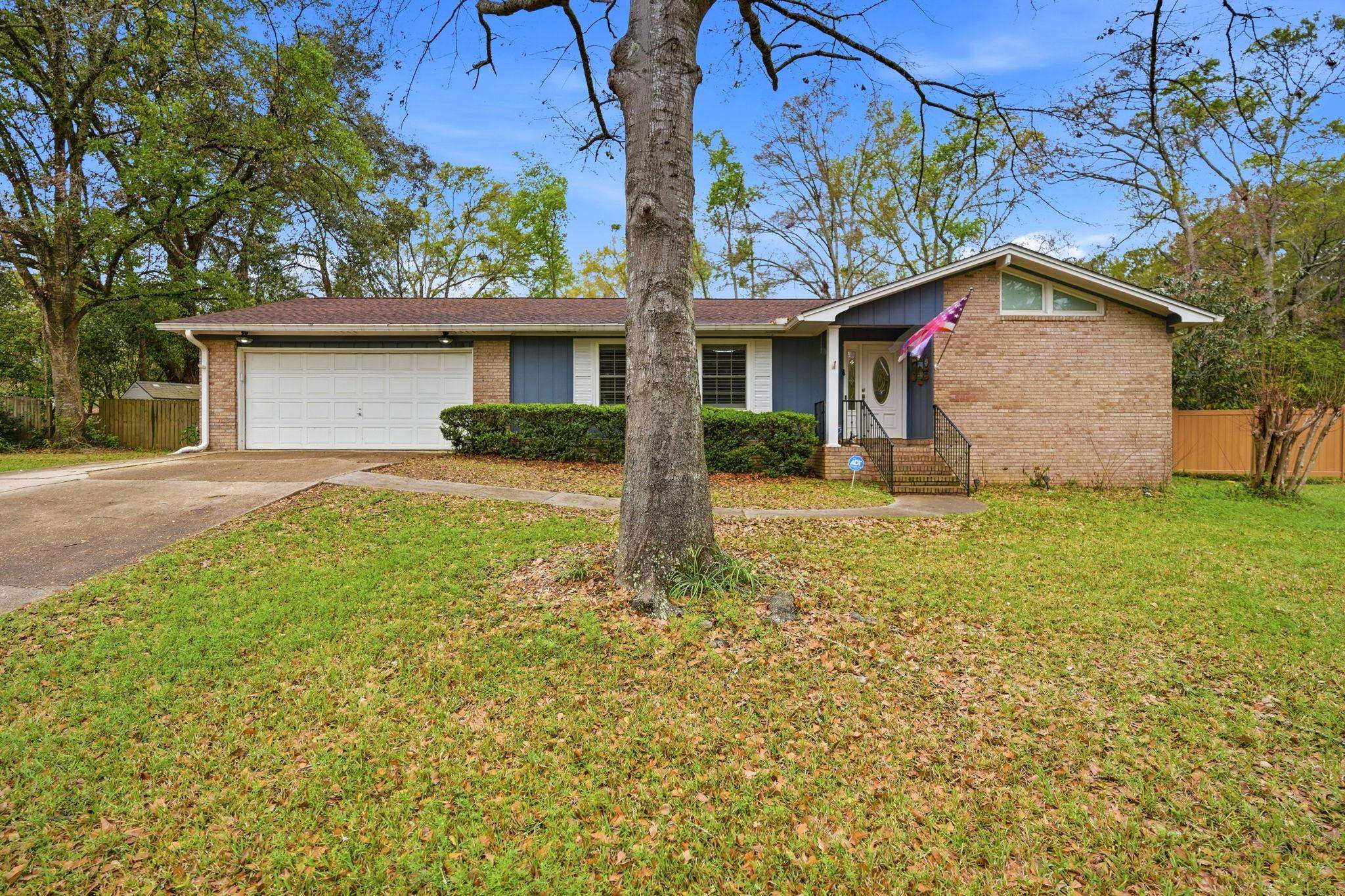 Velinda Hittinger | Broker Associate | Armor Realty in Tallahassee, FL (4)