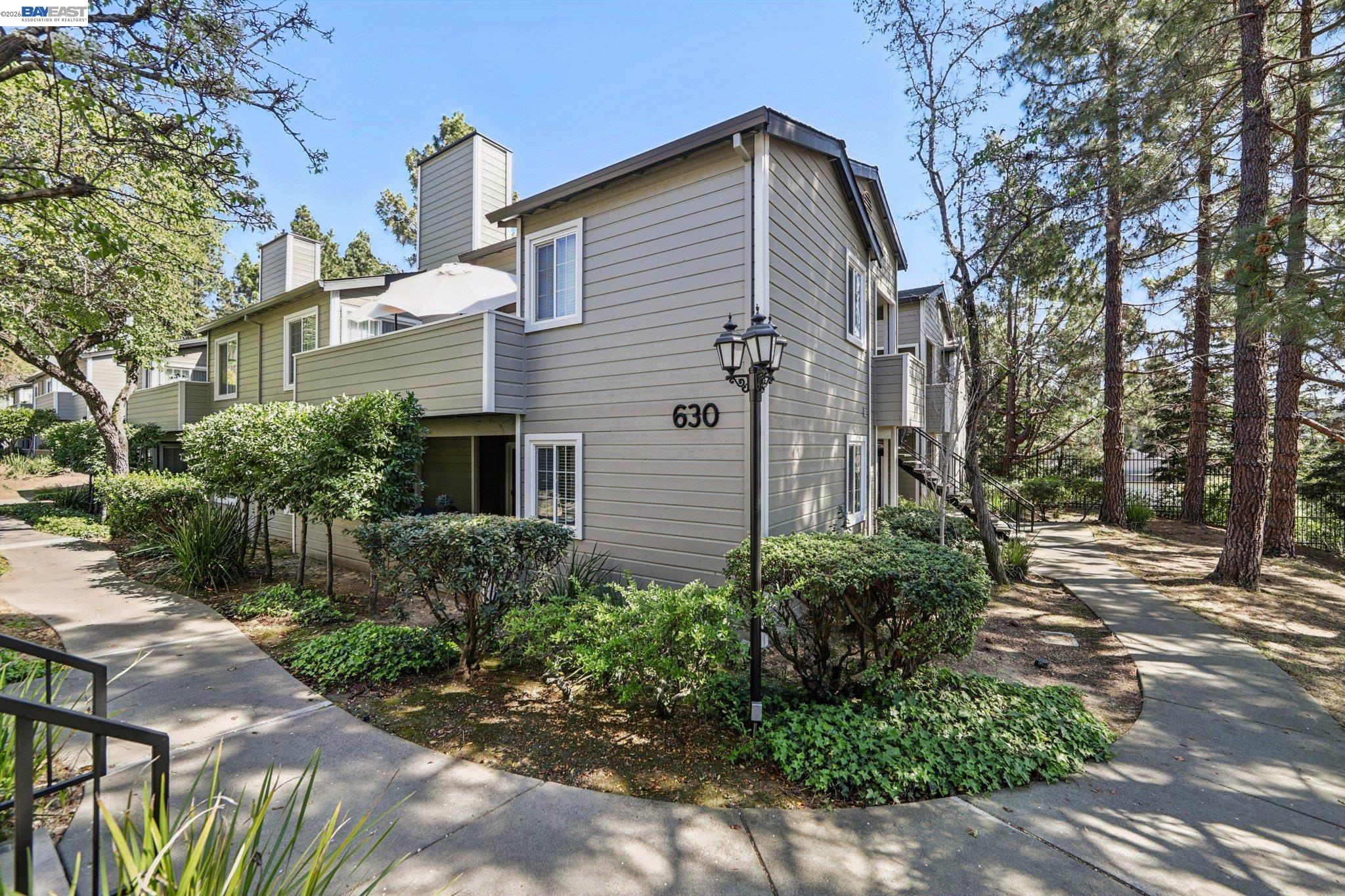 Coast + Co Real Estate - Ryan Dunn | Realtor | Broker Associate in Alameda, CA (2)