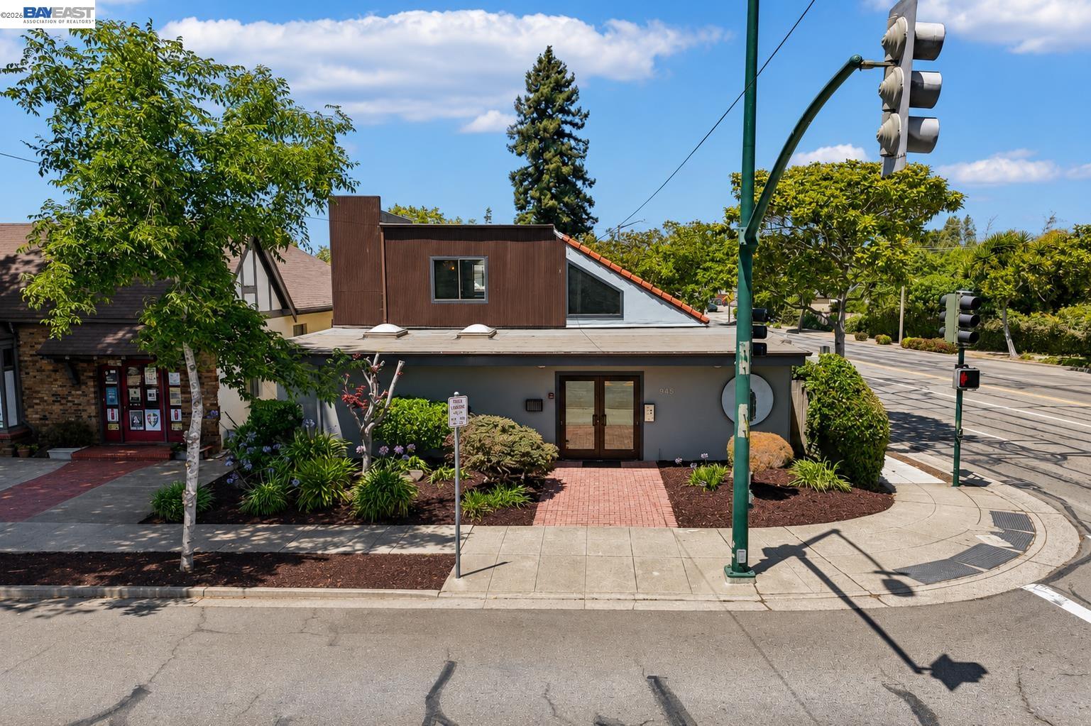 Coast + Co Real Estate - Ryan Dunn | Realtor | Broker Associate in Alameda, CA (4)