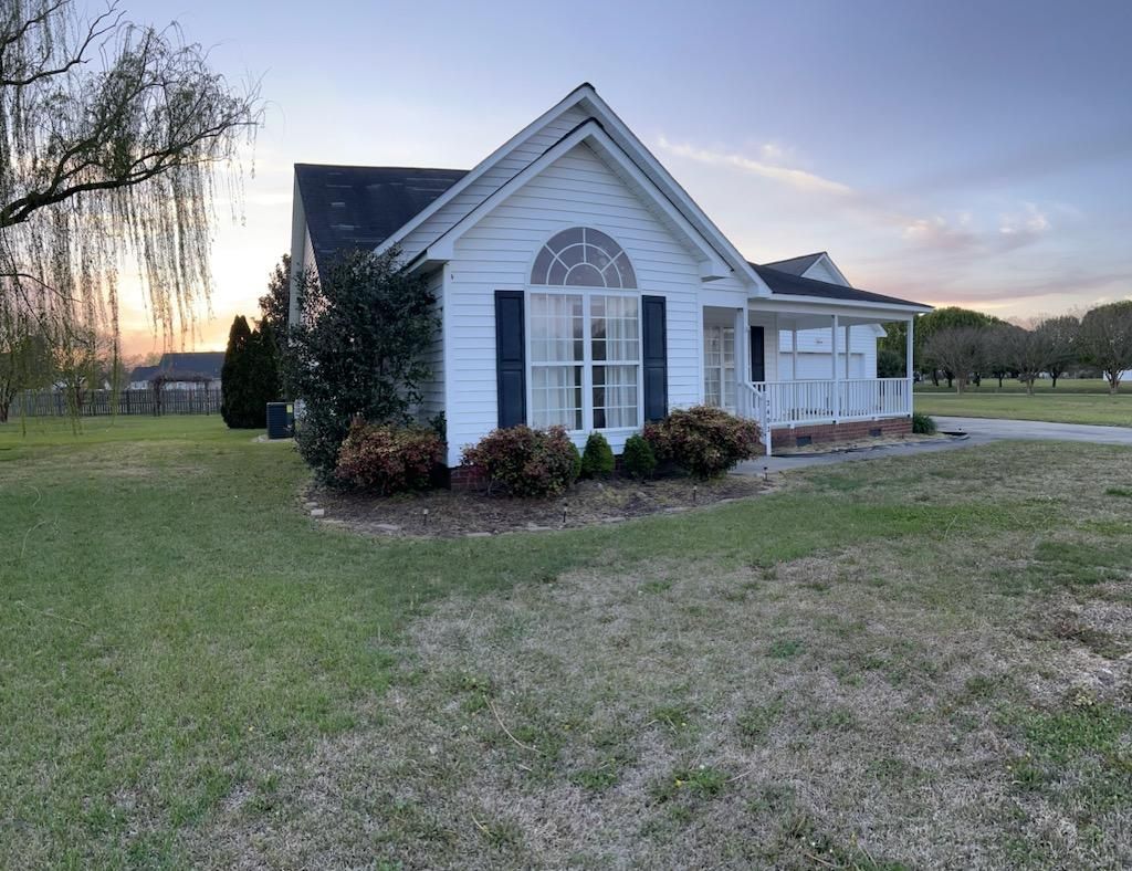 Denise Davis, Realtor | Fresh Start Realty | Sell My House Fast NC in Greenville, NC (5)