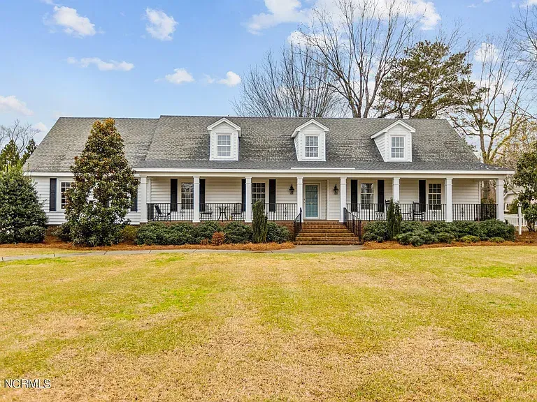 Denise Davis, Realtor | Fresh Start Realty | Sell My House Fast NC in Greenville, NC (6)