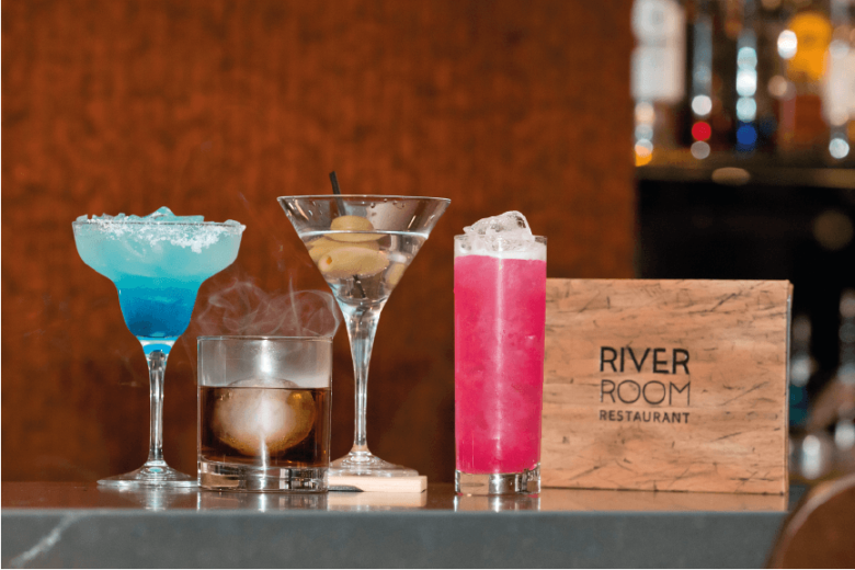 River-Room Restaurant in Windsor, MI (2)