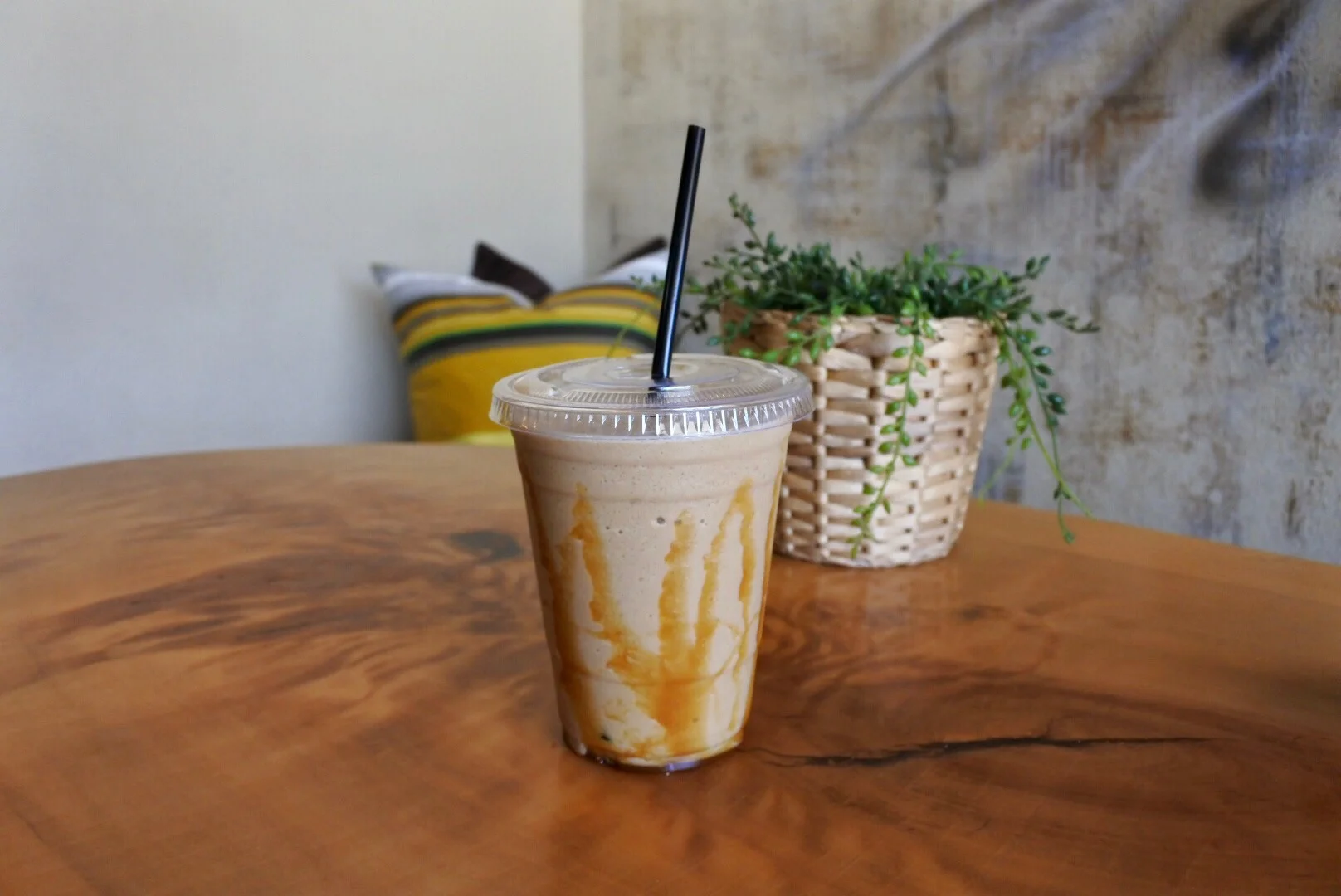 Xpresso Urban Cafe in Corona, CA (6)