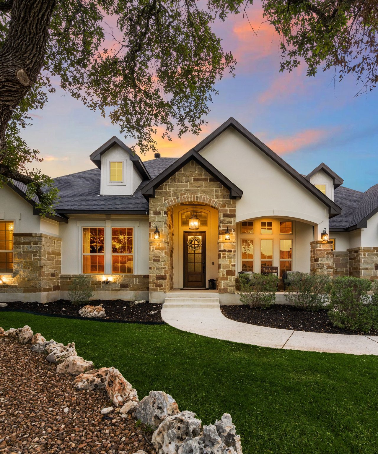 Kristi Fox Realtor, Real Estate Group in Bryan, TX (2)