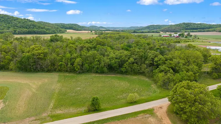 Petr Kolarsky - Re/Max Preferred in Waunakee, WI (5)