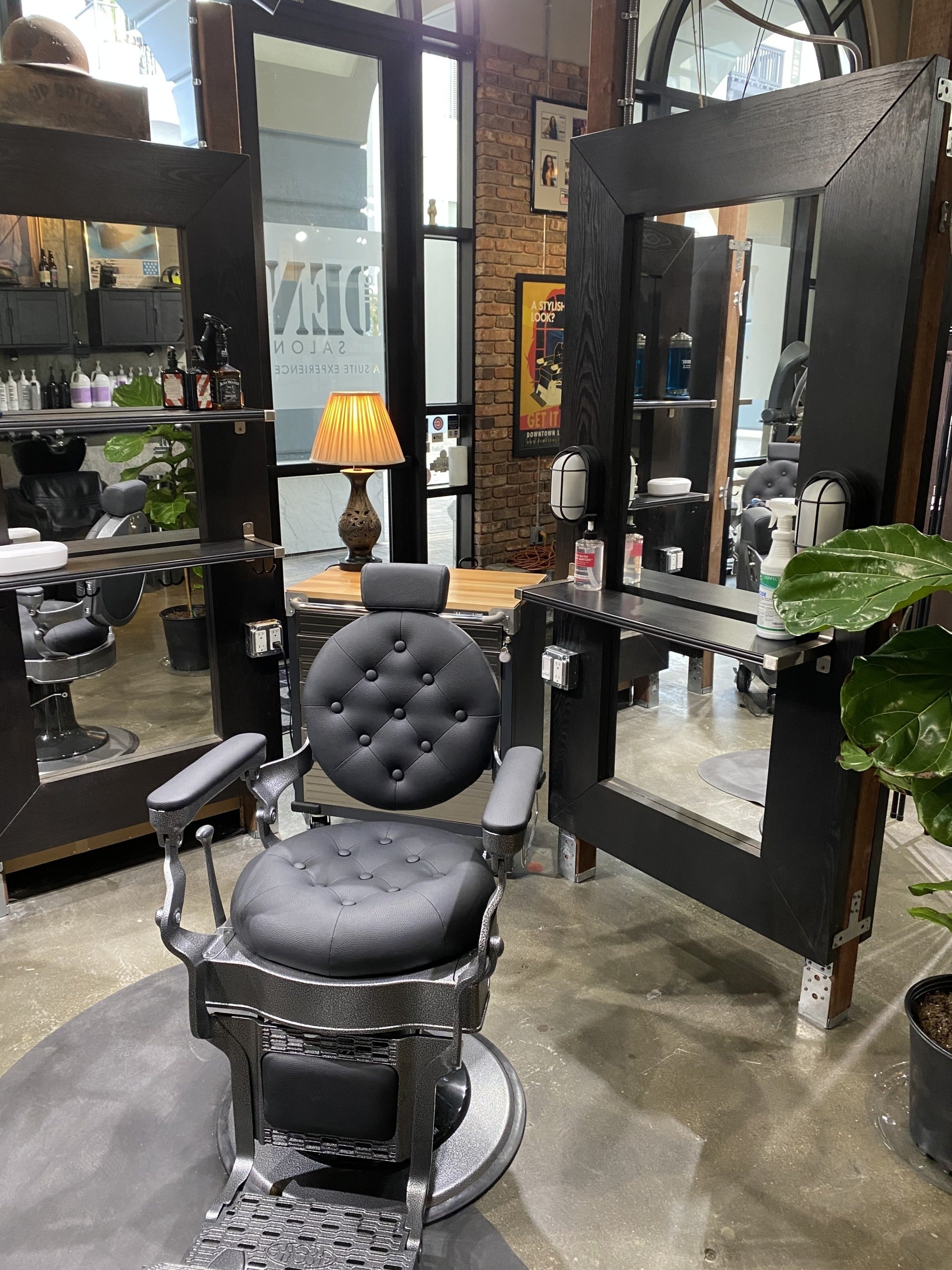 The Den Salon in Long Beach, CA