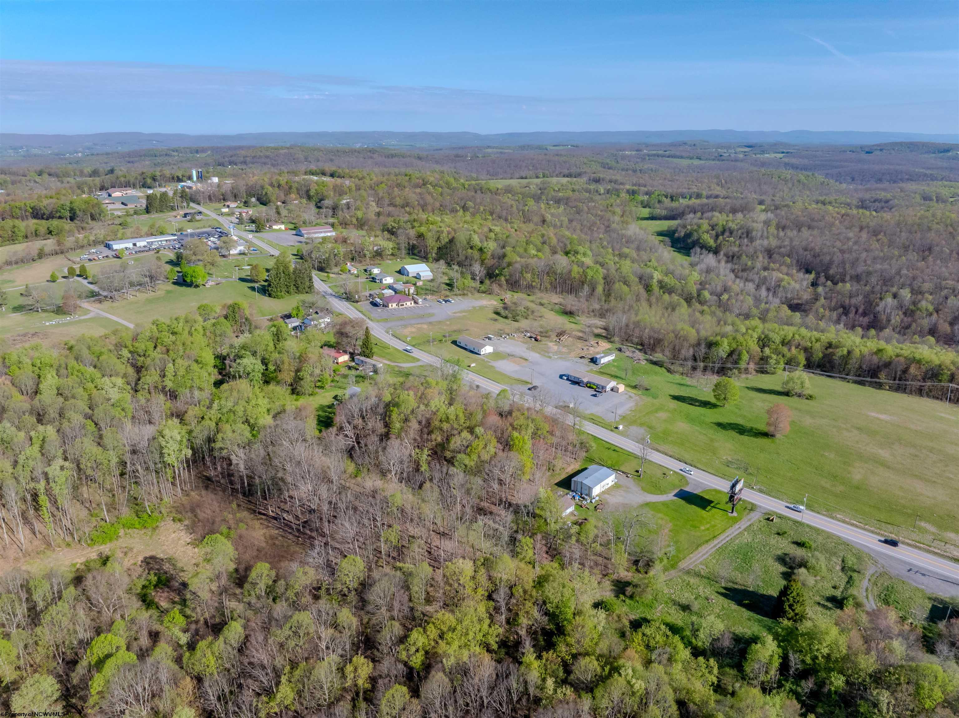 Houses & More Real Estate in Kingwood, WV (3)