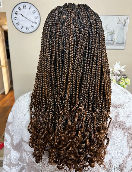 Nawel Braiding and More in Dallas, TX