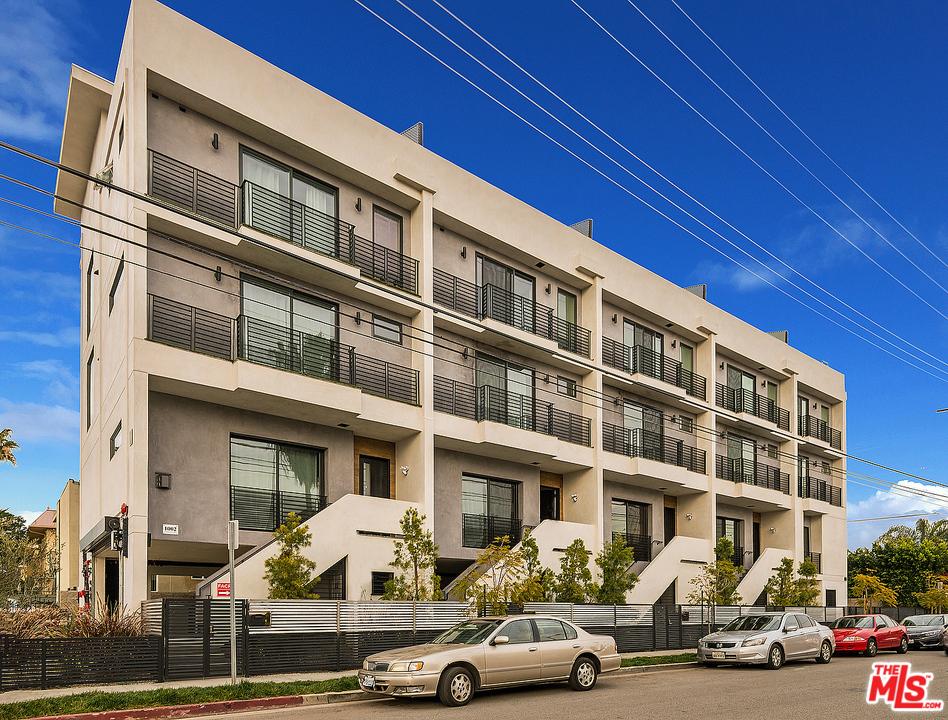 Tamas Batyi, REALTOR in Torrance, CA (3)