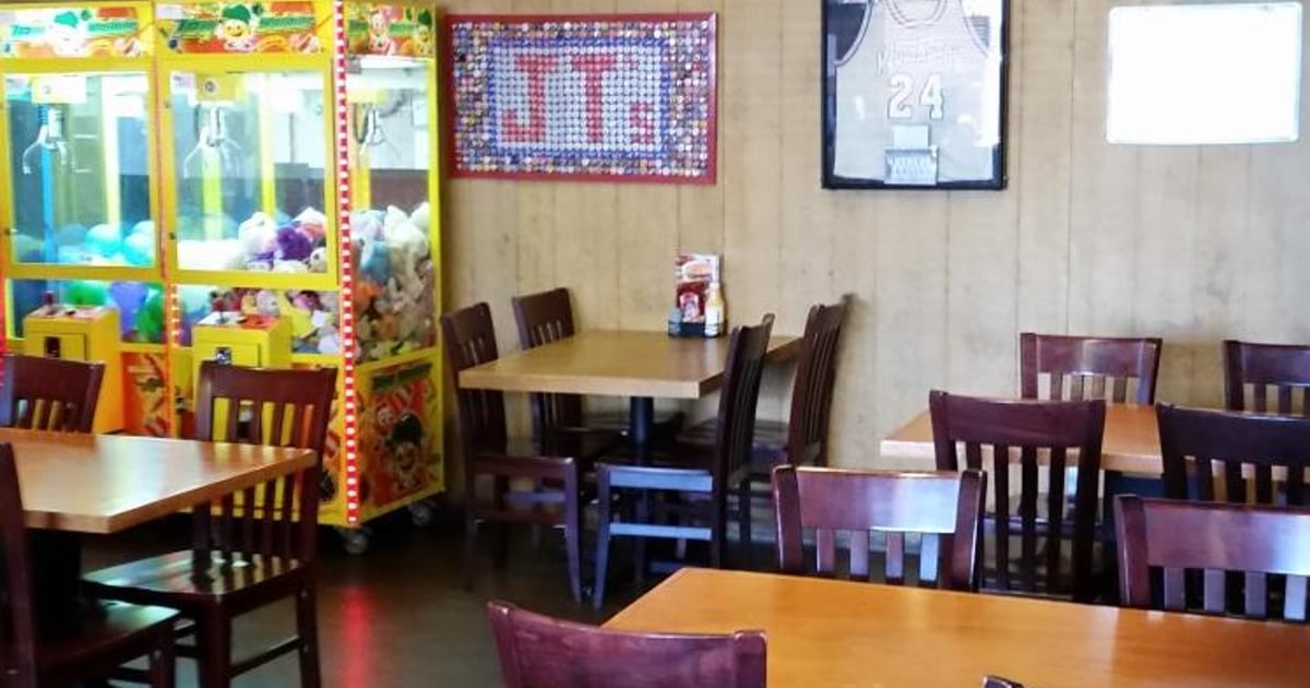 JT's Burgers & Wings in Munford, TN