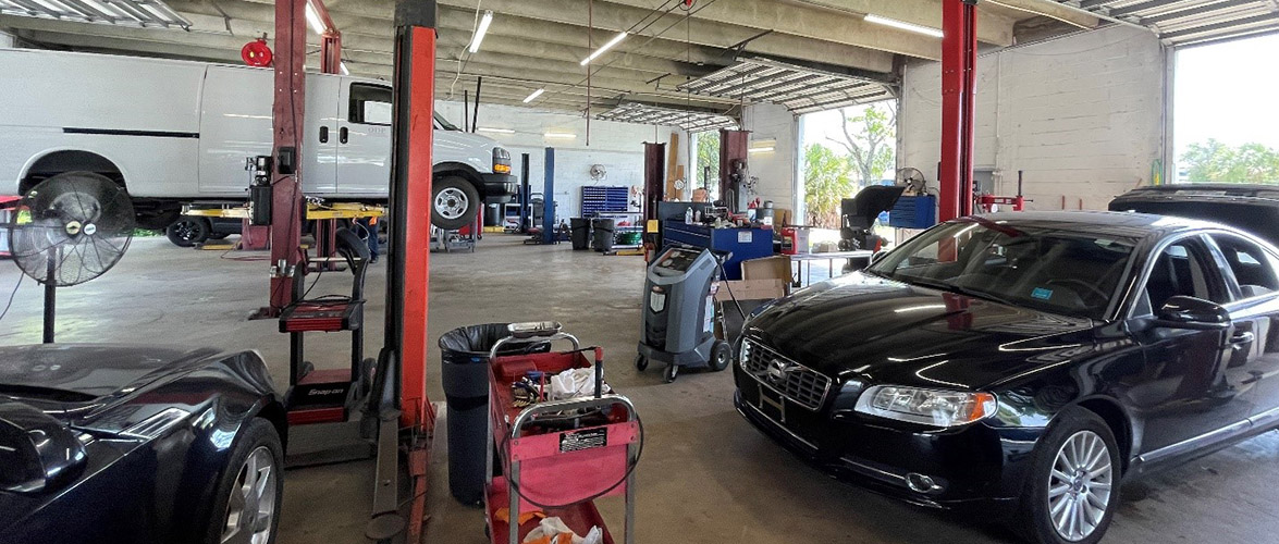 AutoWorks in Delray Beach, FL (5)