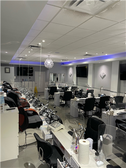 Vanity Nail Spa in Wellington, FL