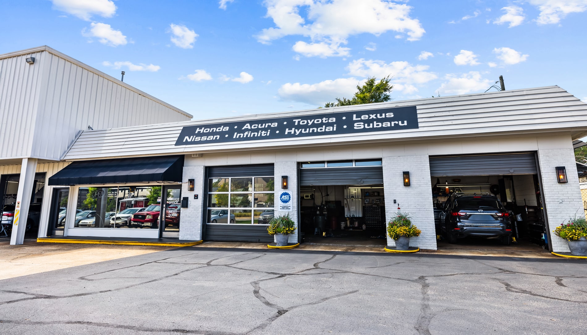 Rob'e Mans Automotive Service in Homewood, AL