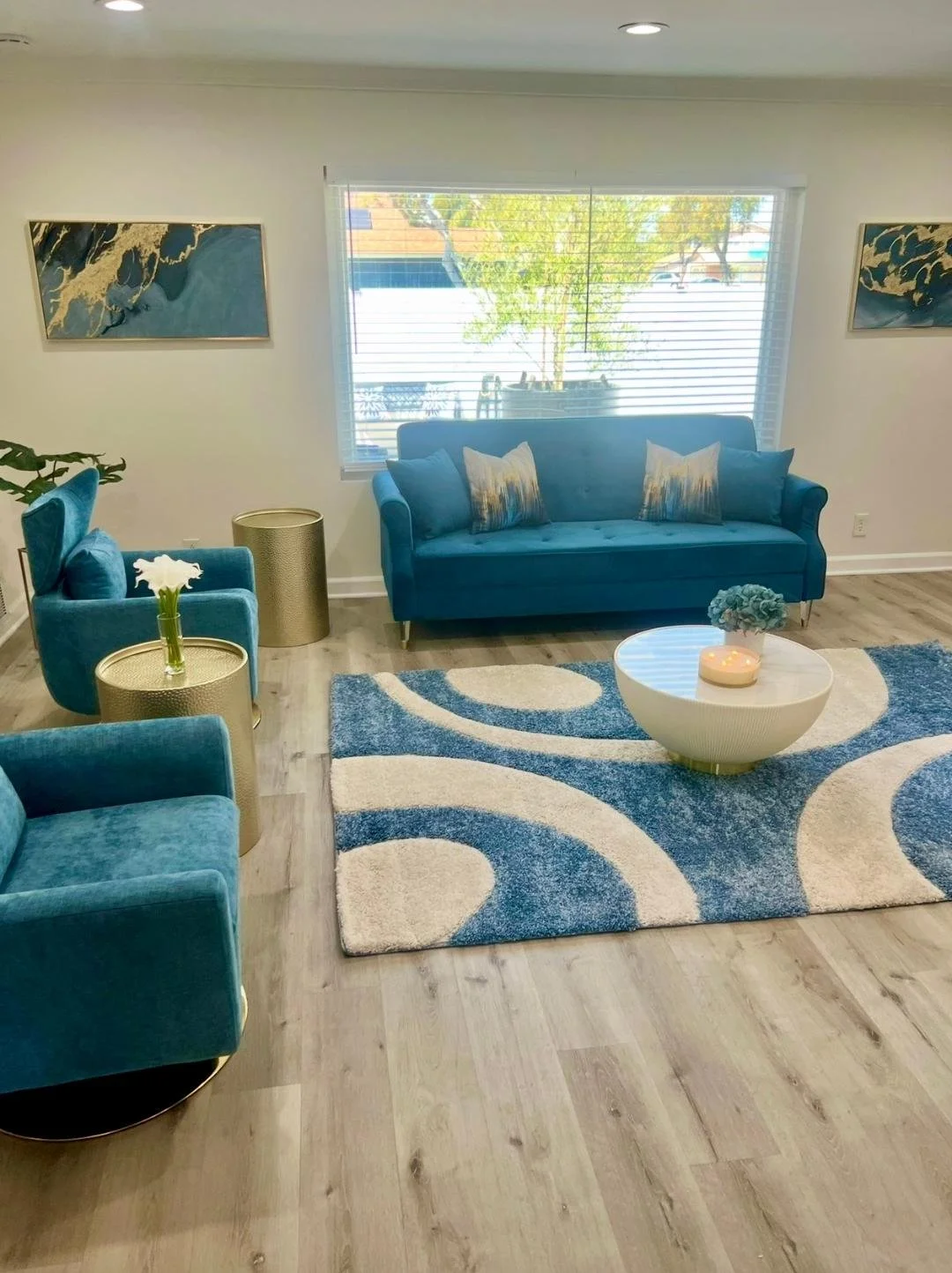 Luxe Layer Interiors in Hawthorne, CA (5)