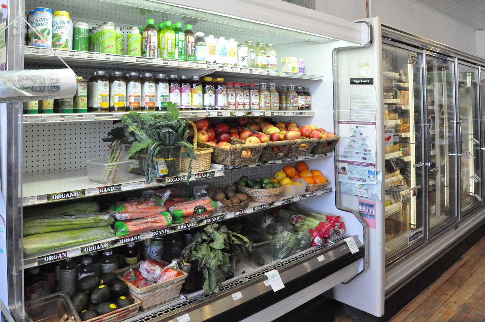 Greens N Grains Natural Food Market & Café in Egg Harbor, WI