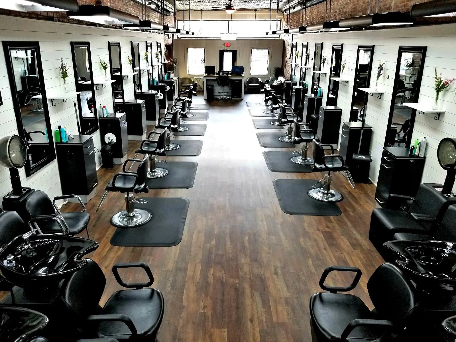 Attractions Hair & Nail Salon in Athens, OH (2)