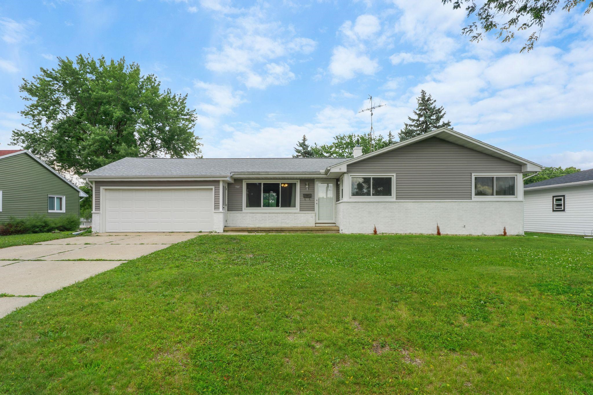 LeGrand Real Estate | @properties Christie's International Real Estate in Middleton, WI (3)