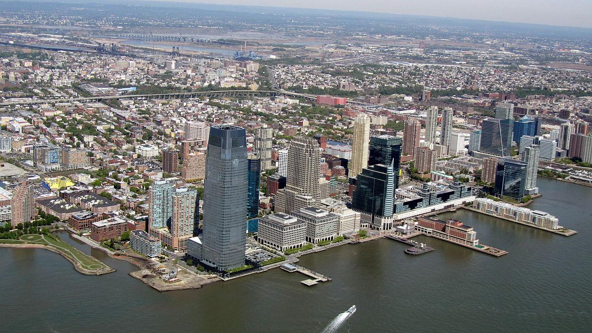 Ilya Rashkovskiy, Realtor in Hoboken, NJ