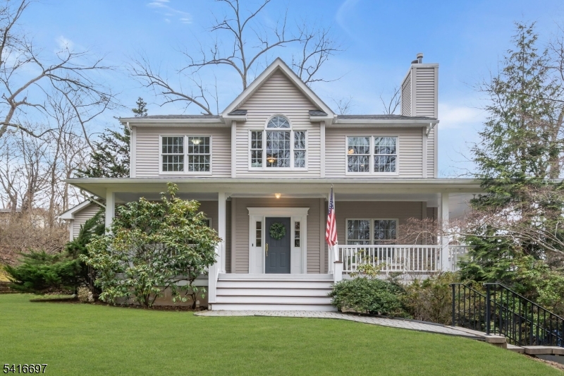 Geraldine "Gerri" Perez - REALTOR in Basking Ridge, NJ (2)