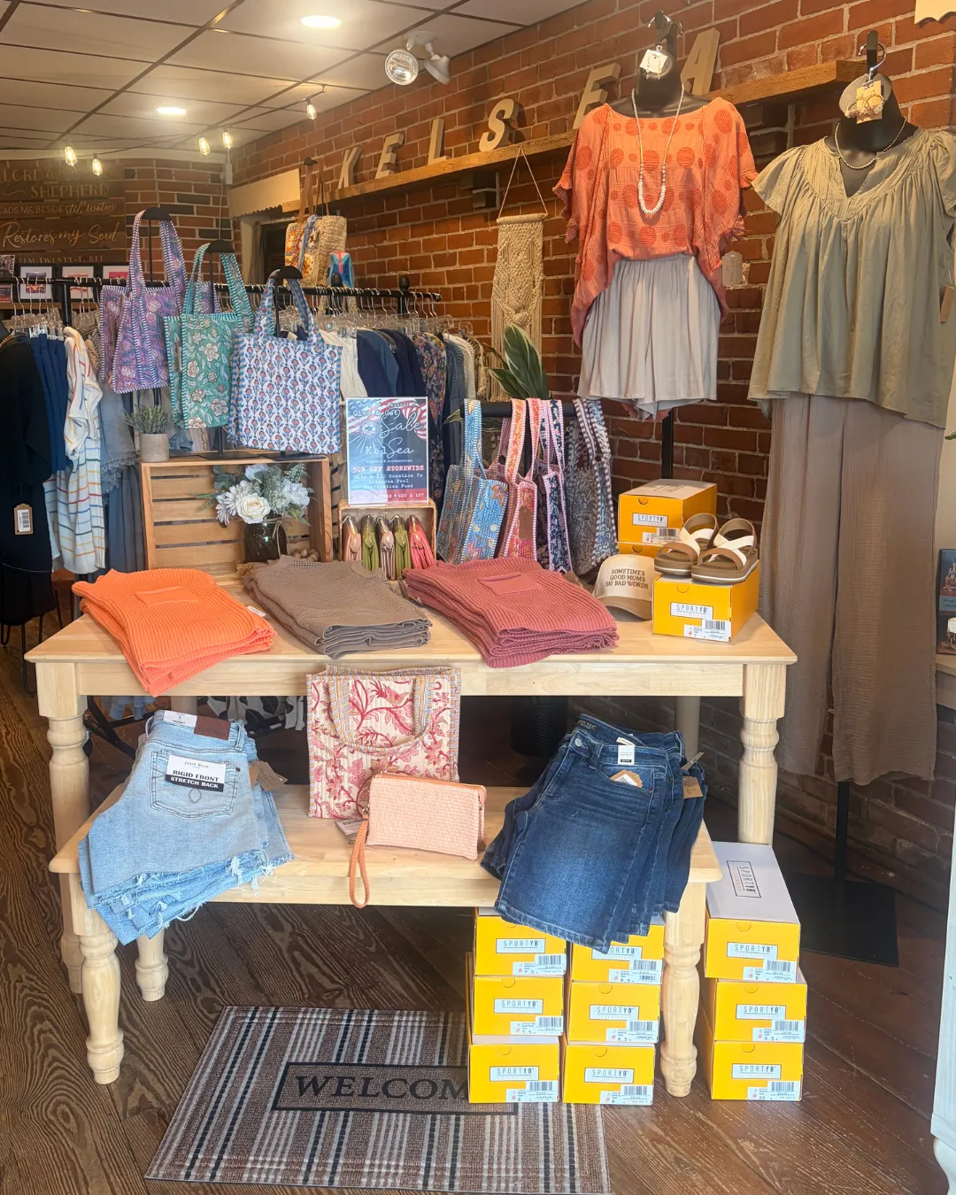 KelSea Apparel & Accessories in Cressona, PA (3)