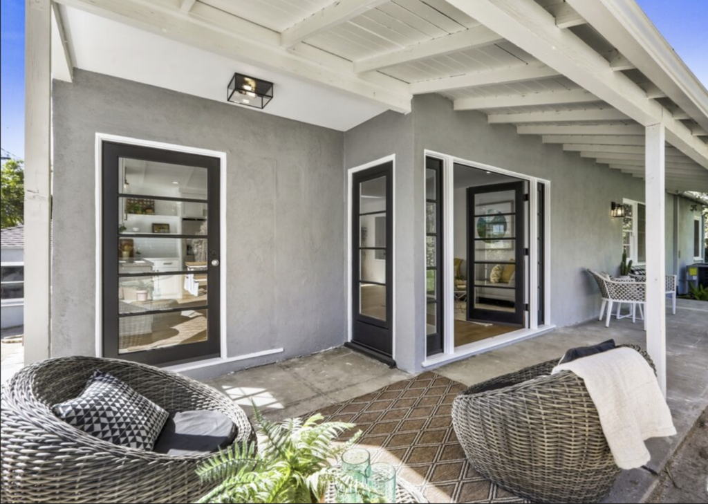 Laura Anderson Real Estate Group in Los Angeles, CA (2)