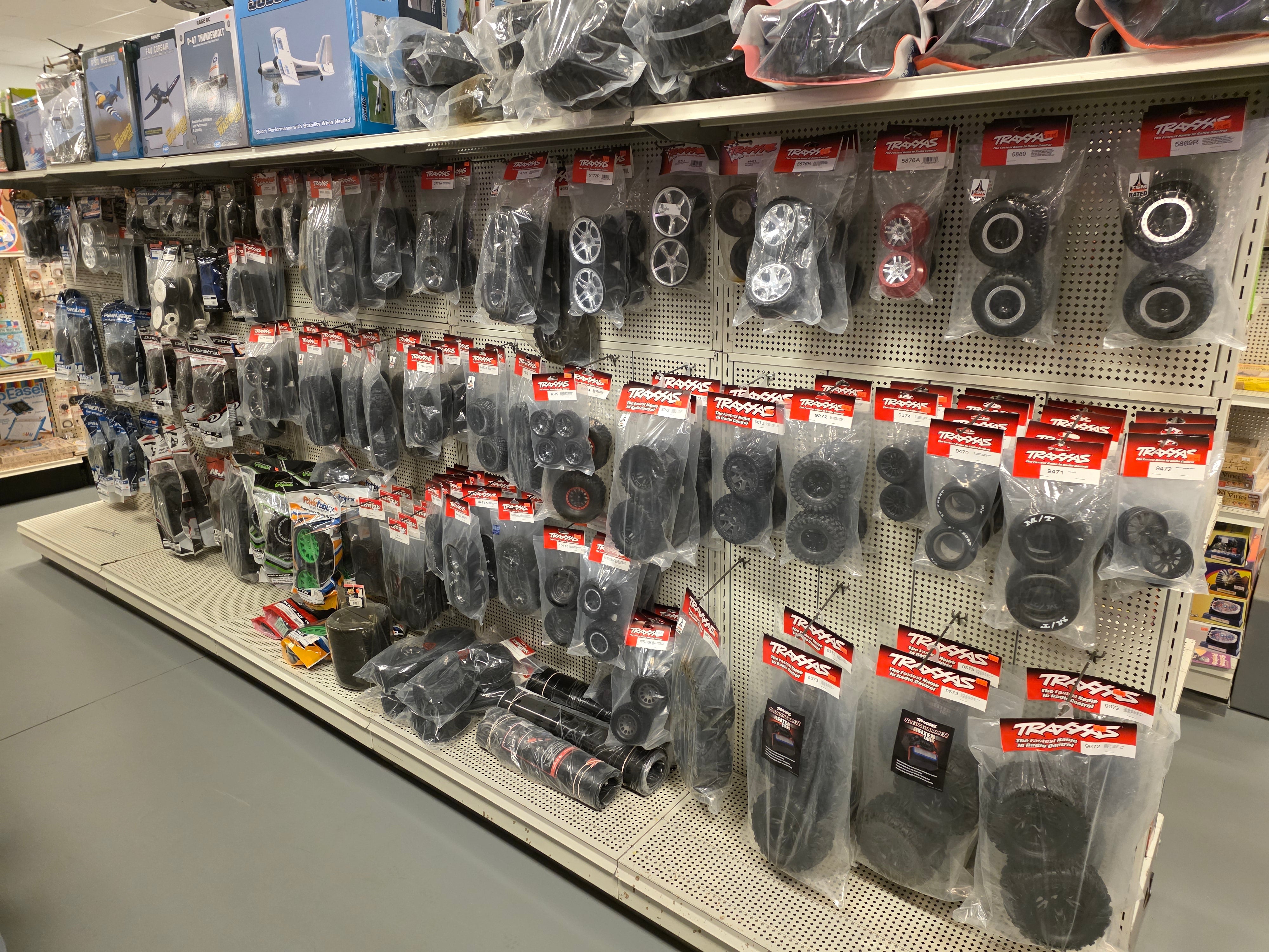 B & B Hobby Shop in Grayson, GA (2)