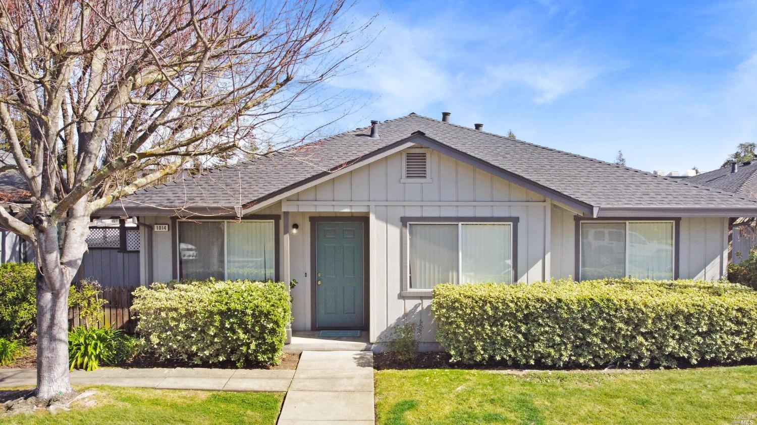 Suzanne Ashimine Realtor, Real Estate Agent in Sonoma Valley | Compass in Sonoma, CA (2)