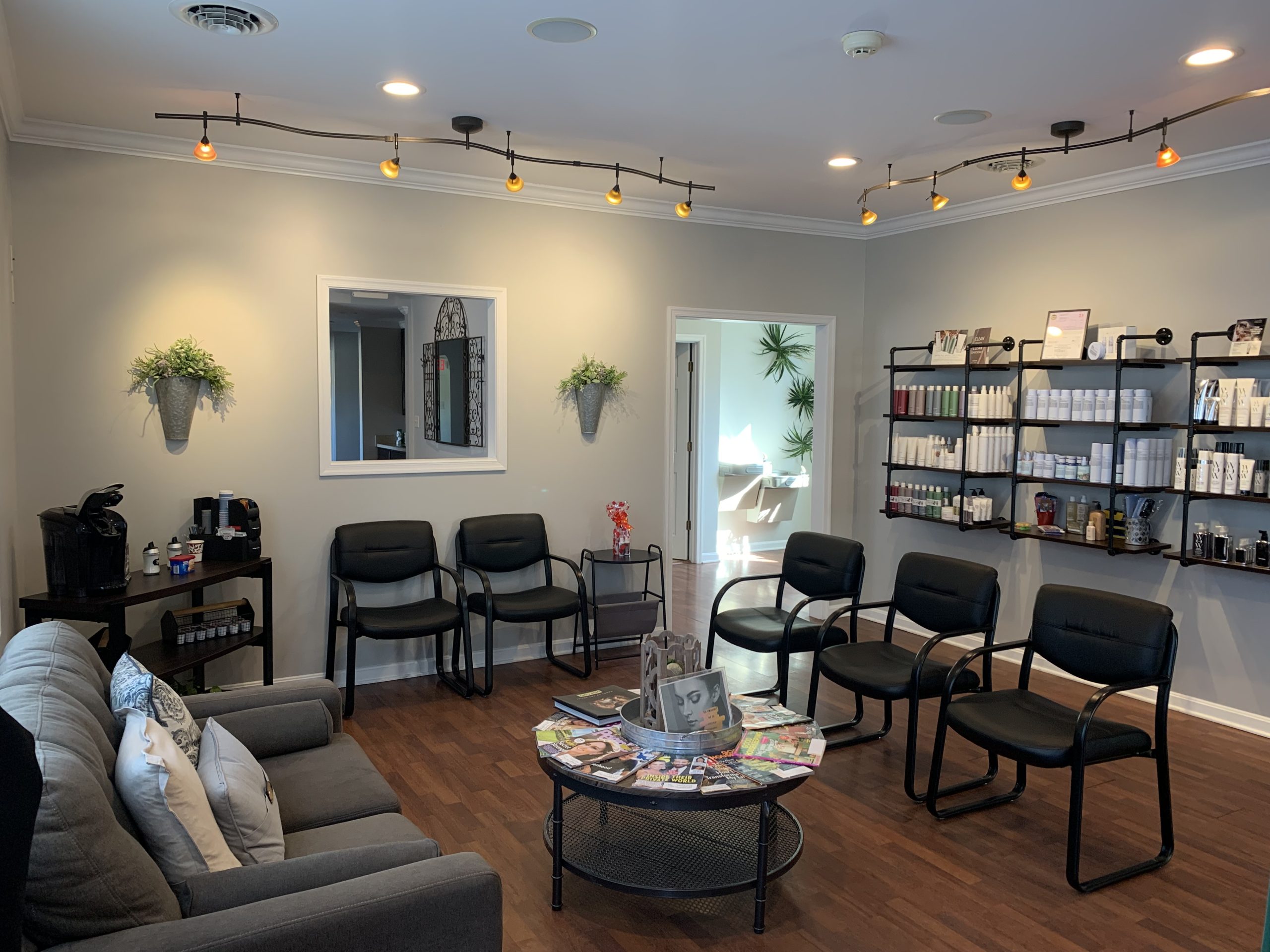 Platinum Hair Salon LLC in Smithsburg, MD