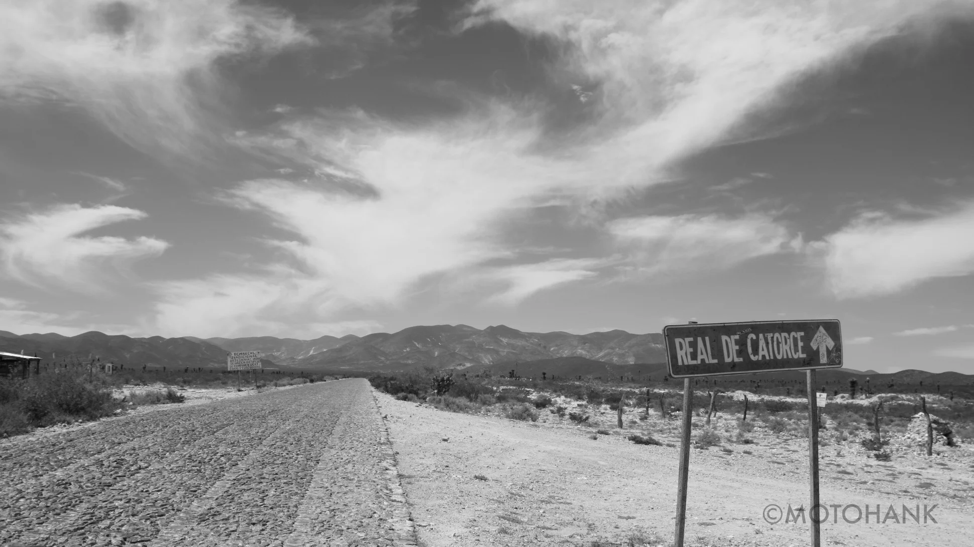 Motohank in Dilley, TX (6)