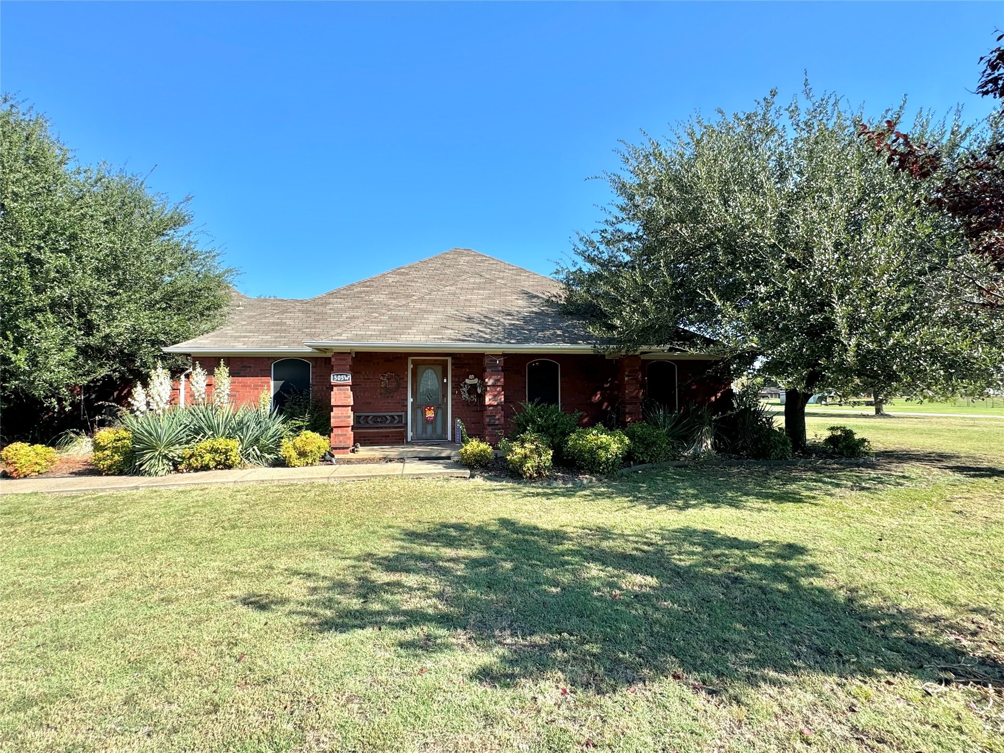 Bonham Land & Ranches Real Estate Group in Bonham, TX (4)