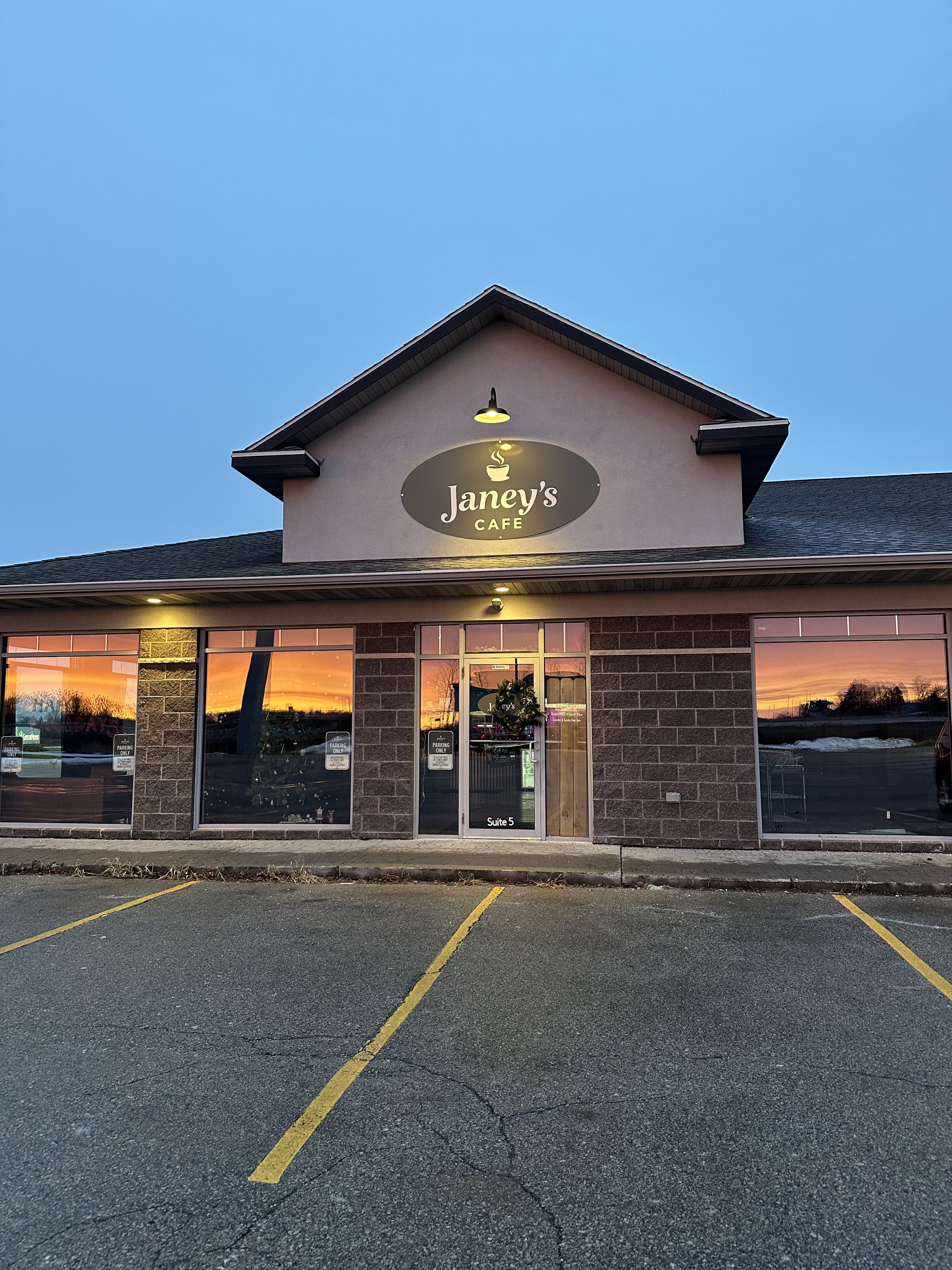Janey's Cafe in Coleman, WI (2)