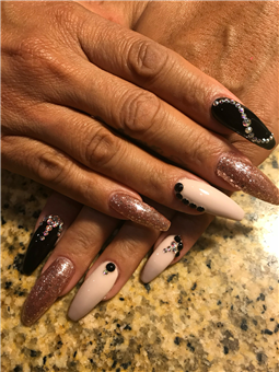 Nail Addiction in Madera, CA (4)