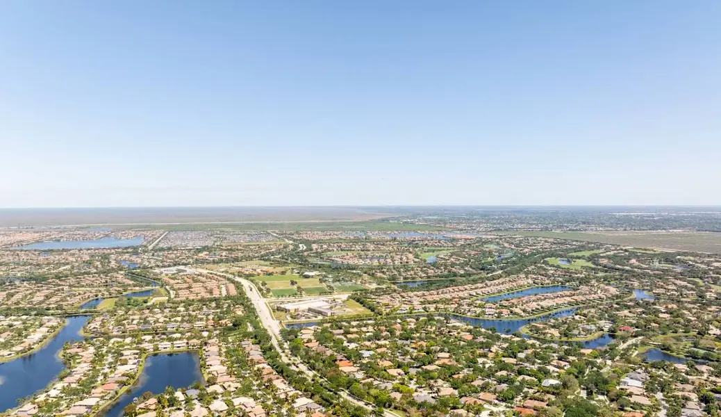Ashley Frederick, Realtor in Davie, FL (2)