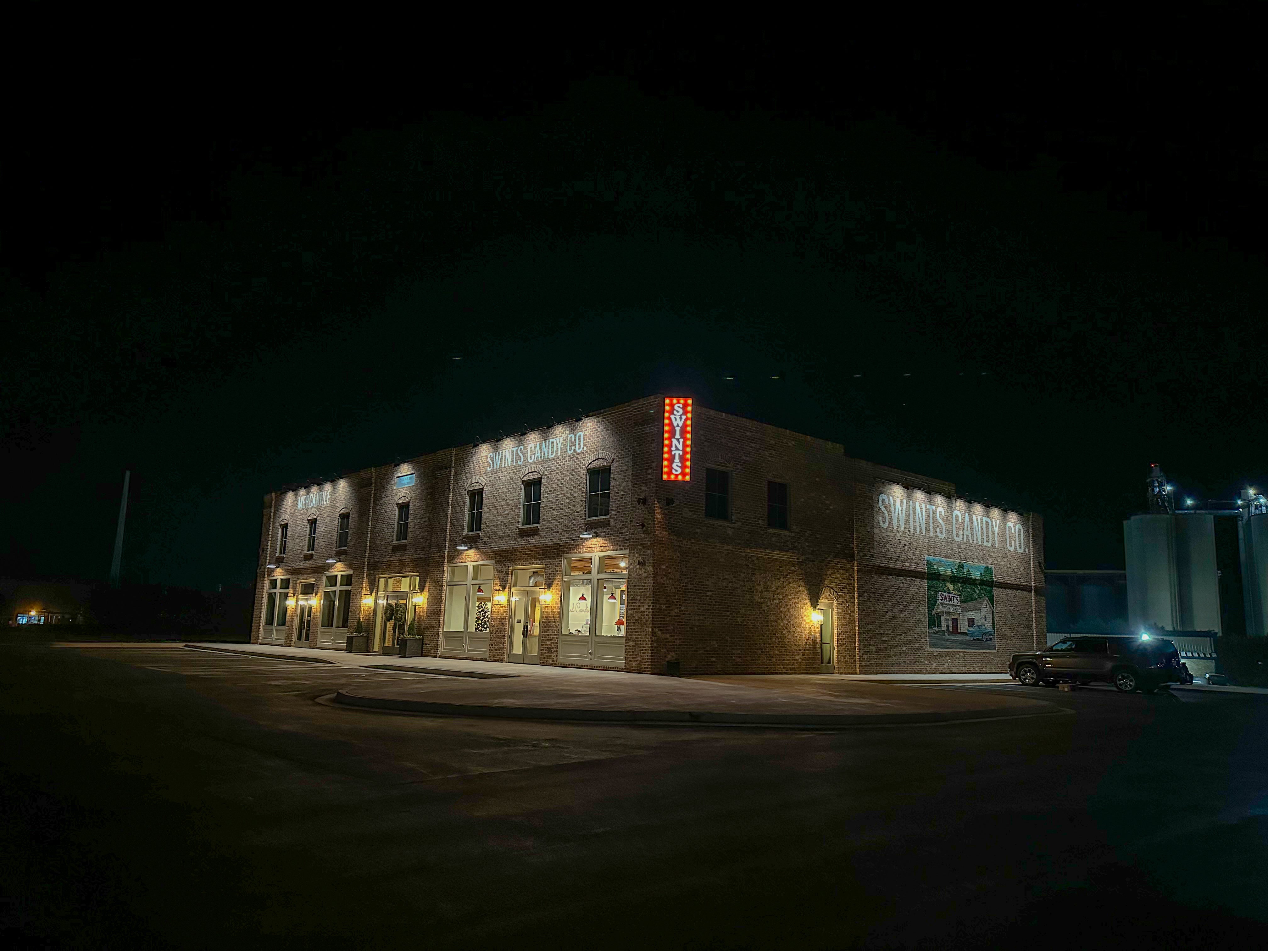 Swint's Pecan & Candies in Milner, GA