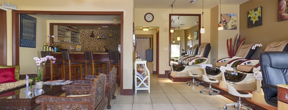 Nail Bar and Lounge in Key West, FL (6)