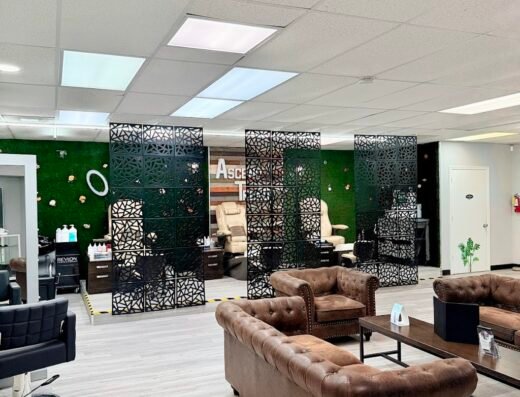 Lux Nail Bar in Annapolis, MD