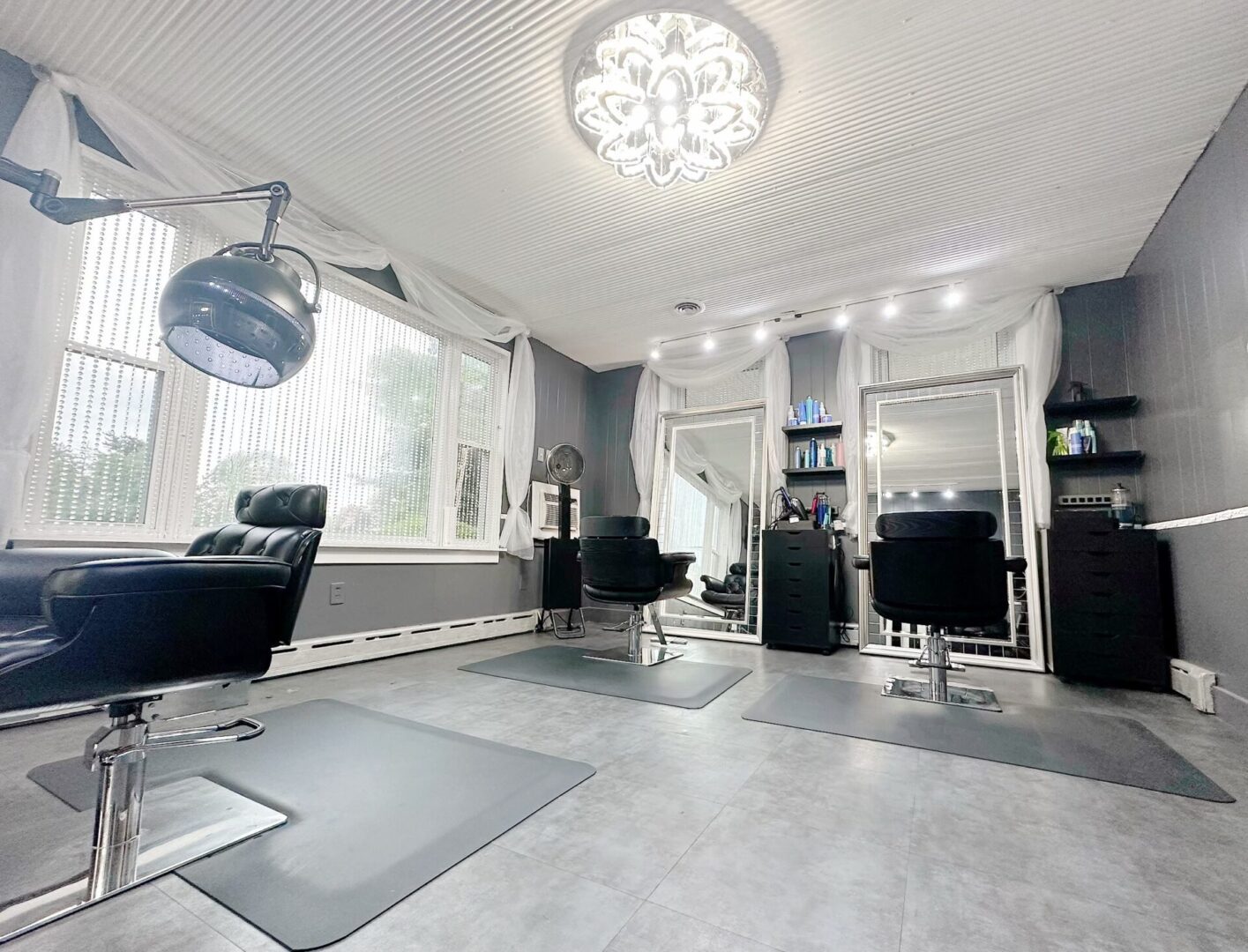 AKS salon and day spa in Mechanicsburg, PA (2)